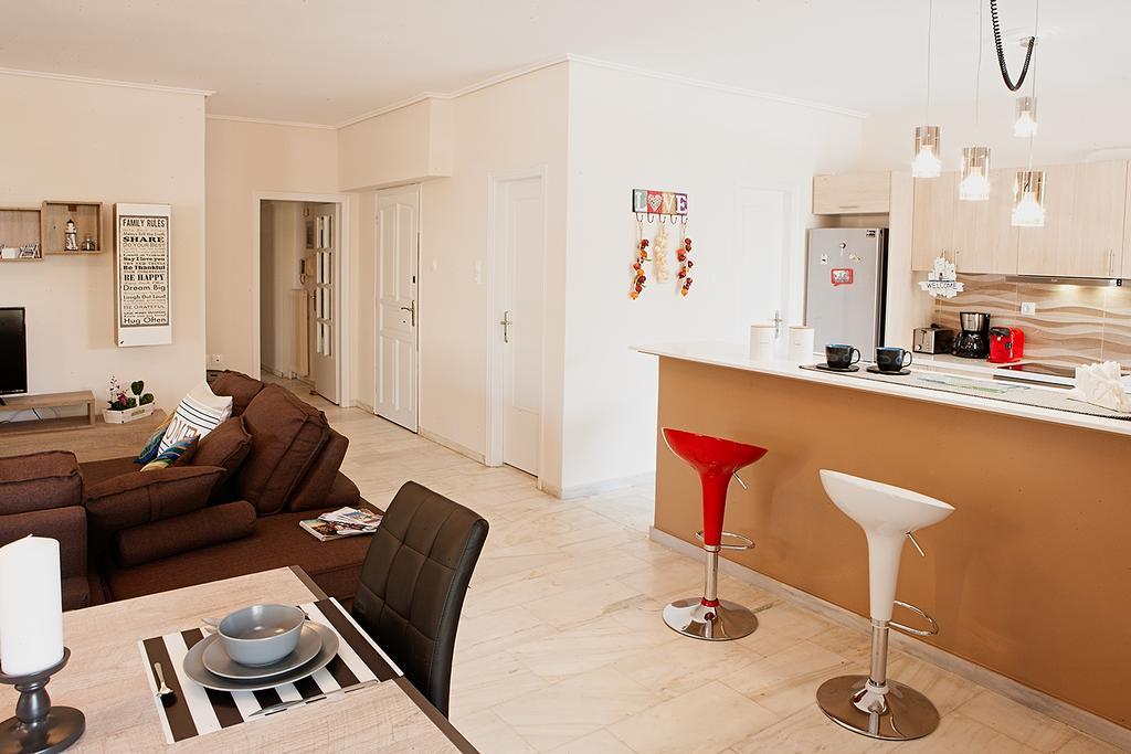 אתונה Aries - Glyfada City Center Apartment מראה חיצוני תמונה